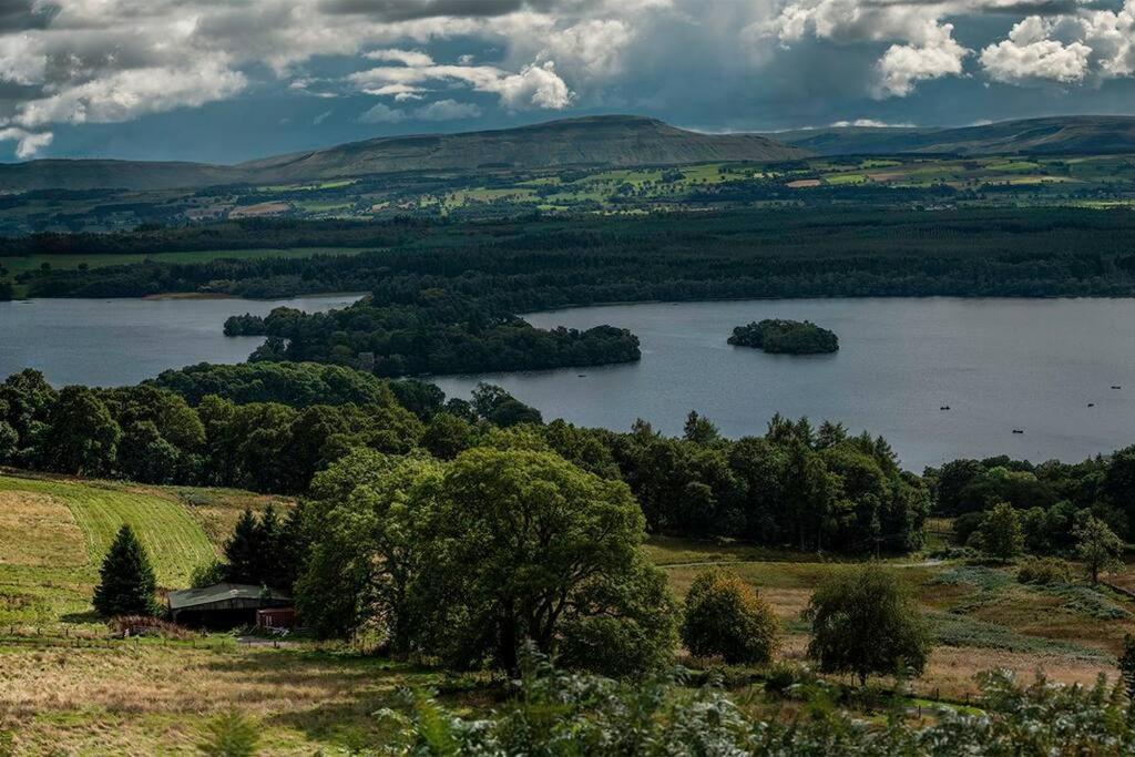 The Mews - A Cottage With A Spectacular Lake View Port Of Menteith Bagian luar foto